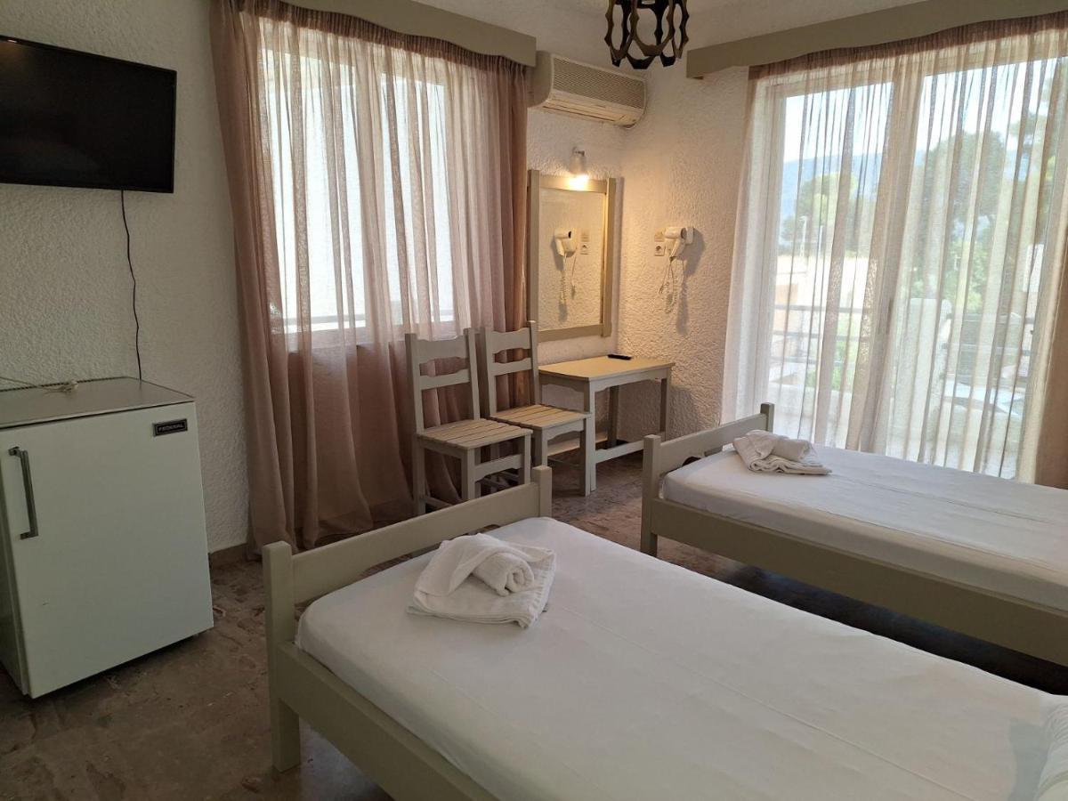 Apartments By Evita'S Resort Poros Town Dış mekan fotoğraf