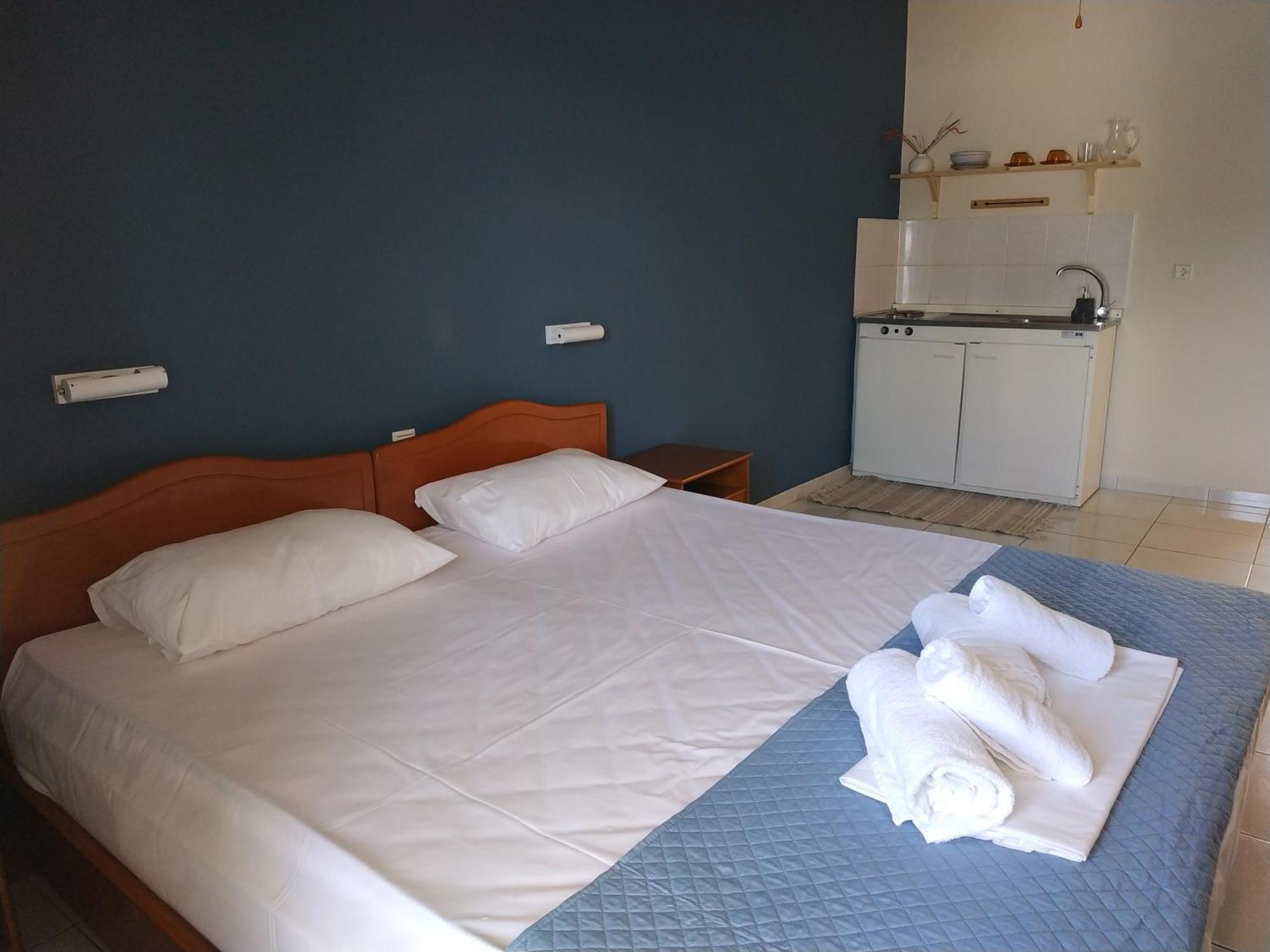 Apartments By Evita'S Resort Poros Town Dış mekan fotoğraf